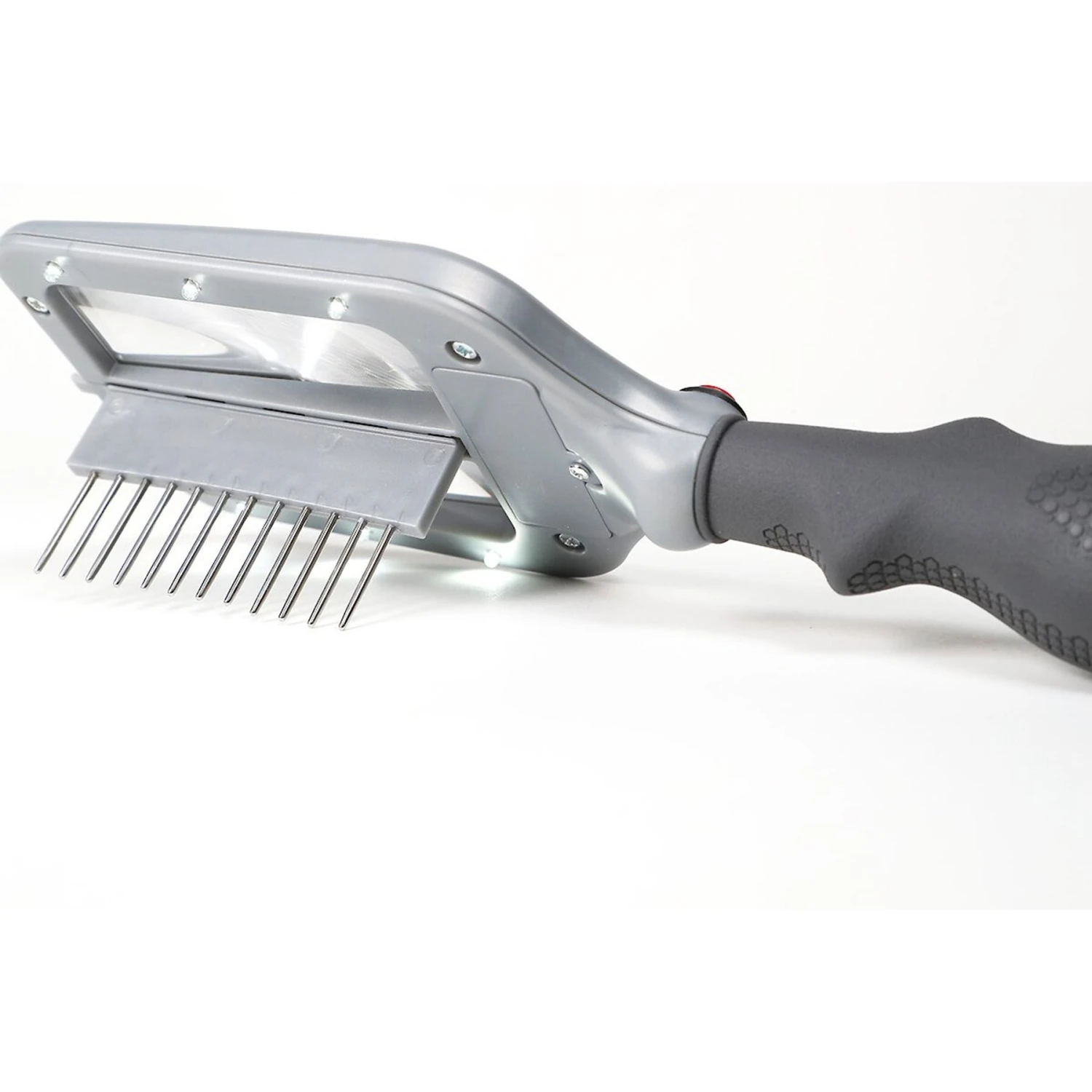 FURminator Flea & Tick Finder Dog & Cat Brush 5 FURminator Flea & Tick Finder Dog & Cat Brush - Image 3