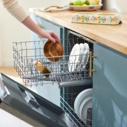 Disney Minnie Mouse Summer Bamboo Melamine Stainless Steel Double Dog & Cat Bowl 16 Disney Minnie Mouse Summer Bamboo Melamine Stainless Steel Double Dog & Cat Bowl -Blue Buffalo Shop 315343 PT6. AC SS1800 V1647283311