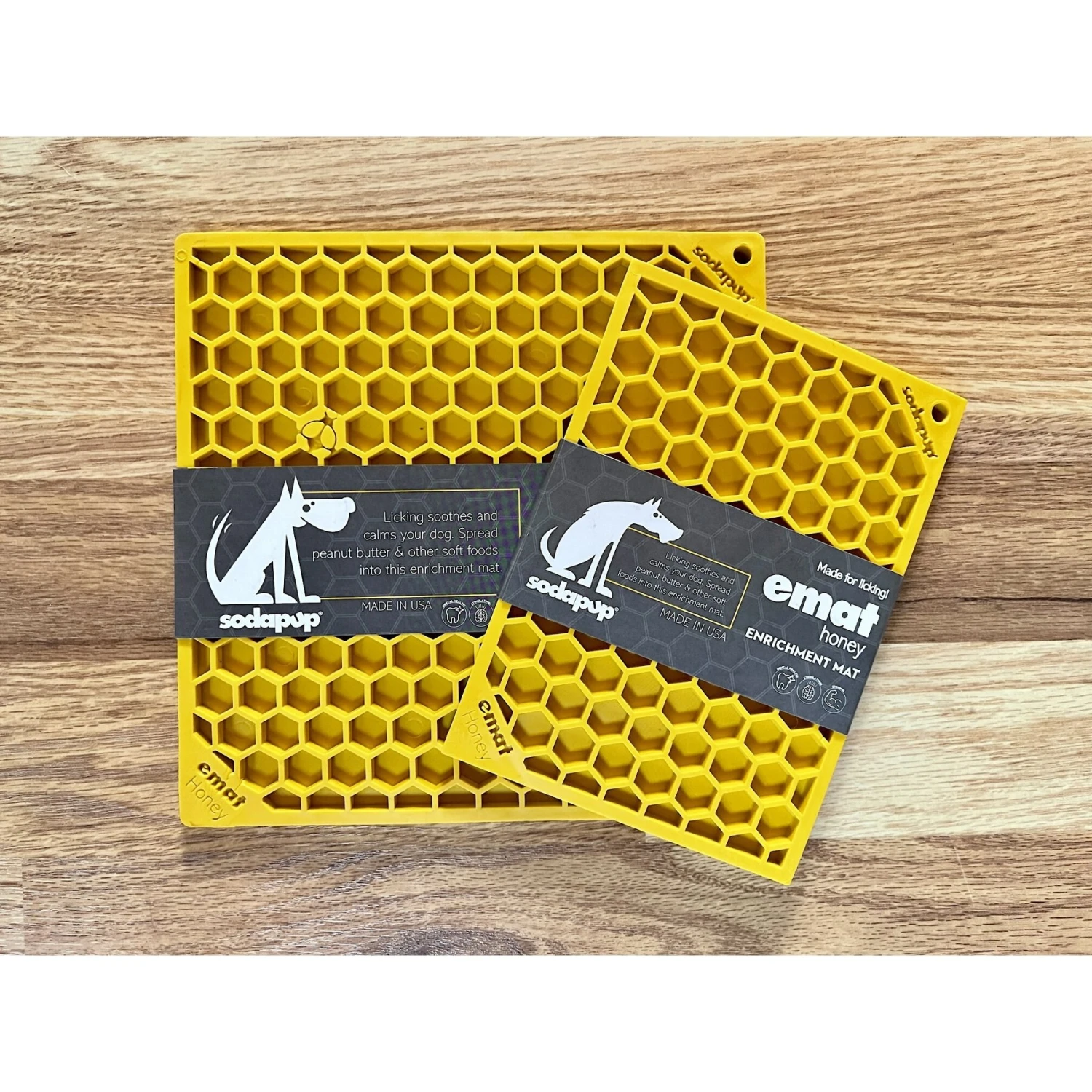 SodaPup Emat Honeycomb Dog Lick Mat 6 SodaPup Emat Honeycomb Dog Lick Mat - Image 4