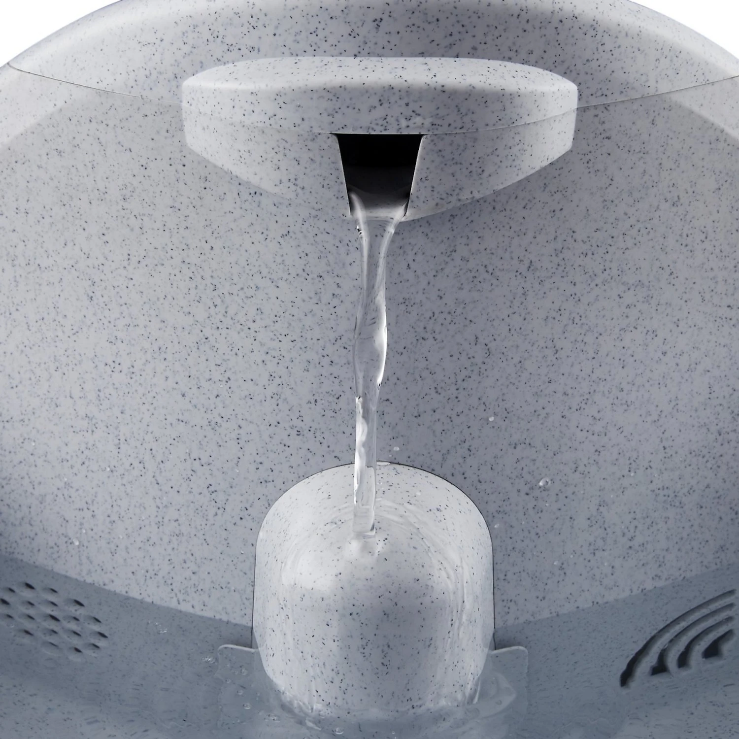 PetSafe Drinkwell Everflow Plastic Dog & Cat Fountain 7 PetSafe Drinkwell Everflow Plastic Dog & Cat Fountain - Image 5