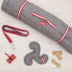 Louie Living Urban Toy Frisbee Squeaky Plush Dog Toy -Blue Buffalo Shop 783166 PT2. AC SS1800 V1684335037