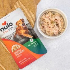 Nulo FreeStyle Chicken & Green Beans In Broth Dog Food Topper -Blue Buffalo Shop 209729 PT7. AC SS1800 V1666733377