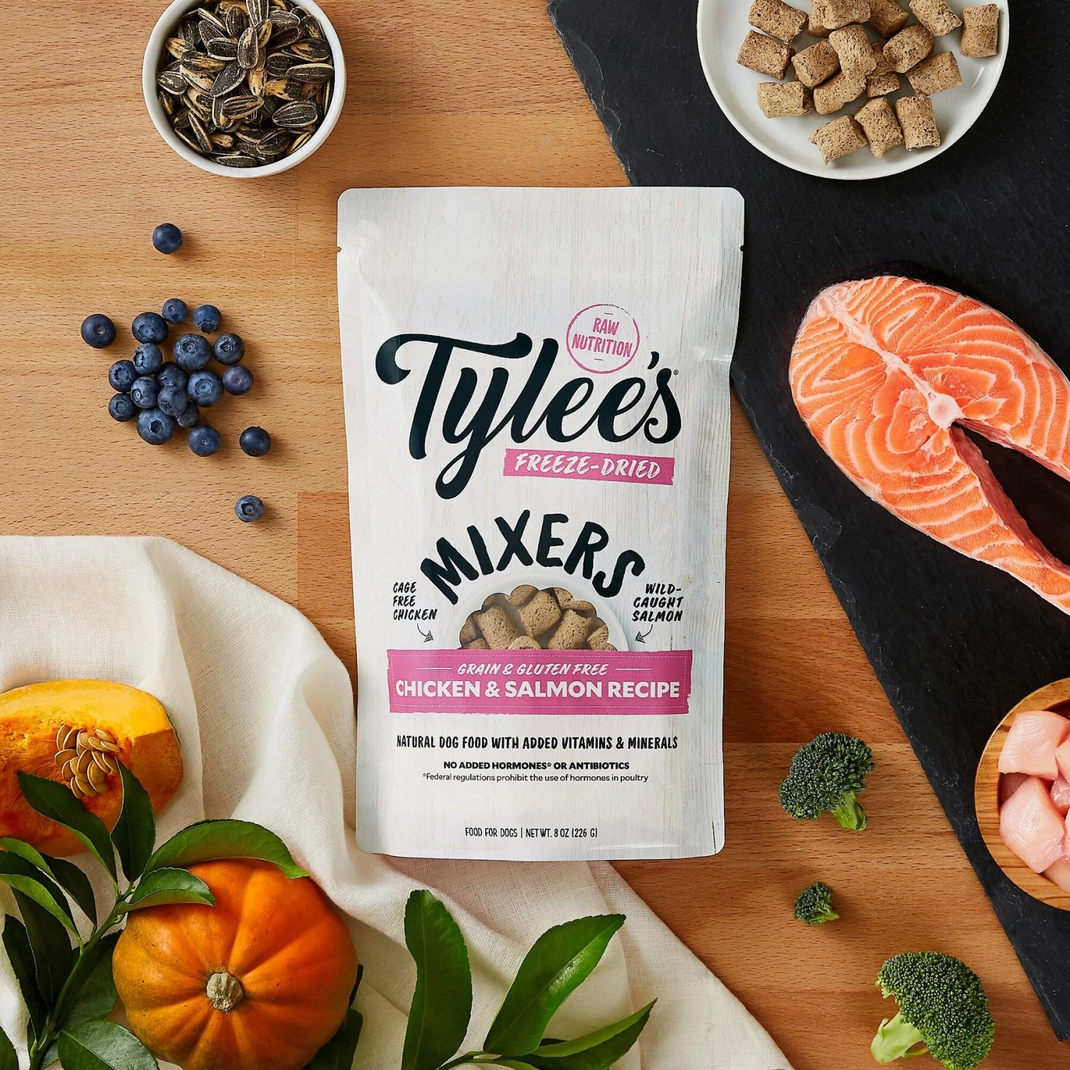 Tylee's Freeze-Dried Mixers For Dogs, Chicken & Salmon Recipe 5 Tylee's Freeze-Dried Mixers For Dogs, Chicken & Salmon Recipe - Image 3