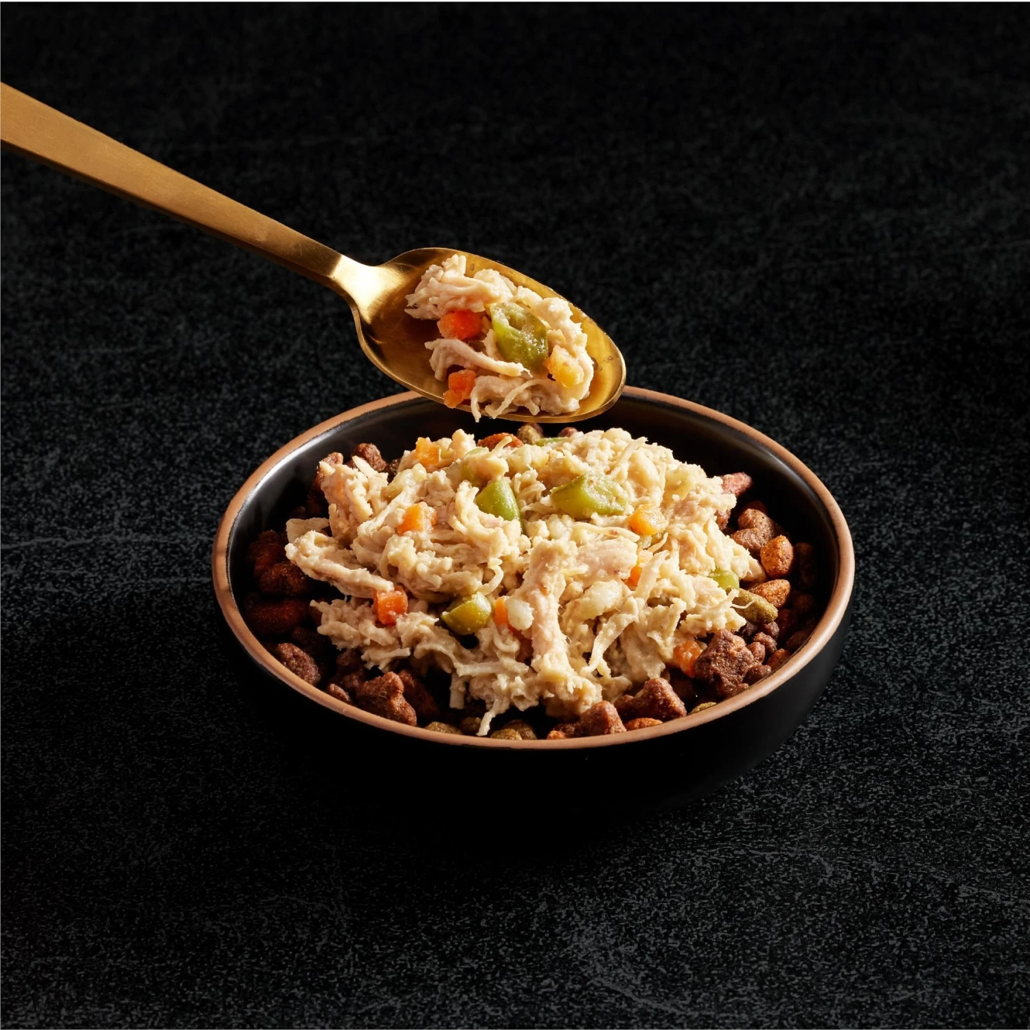 Cesar Wholesome Bowls Variety Pack Beef, Chicken, Carrots, Barley & Green Beans Recipe & Chicken, Apple & Sweet Potato Recipe Small Breed Adult Soft Wet Dog Food 5 Cesar Wholesome Bowls Variety Pack Beef, Chicken, Carrots, Barley & Green Beans Recipe & Chicken, Apple & Sweet Potato Recipe Small Breed Adult Soft Wet Dog Food - Image 3